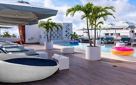 Dream Hotel Miami